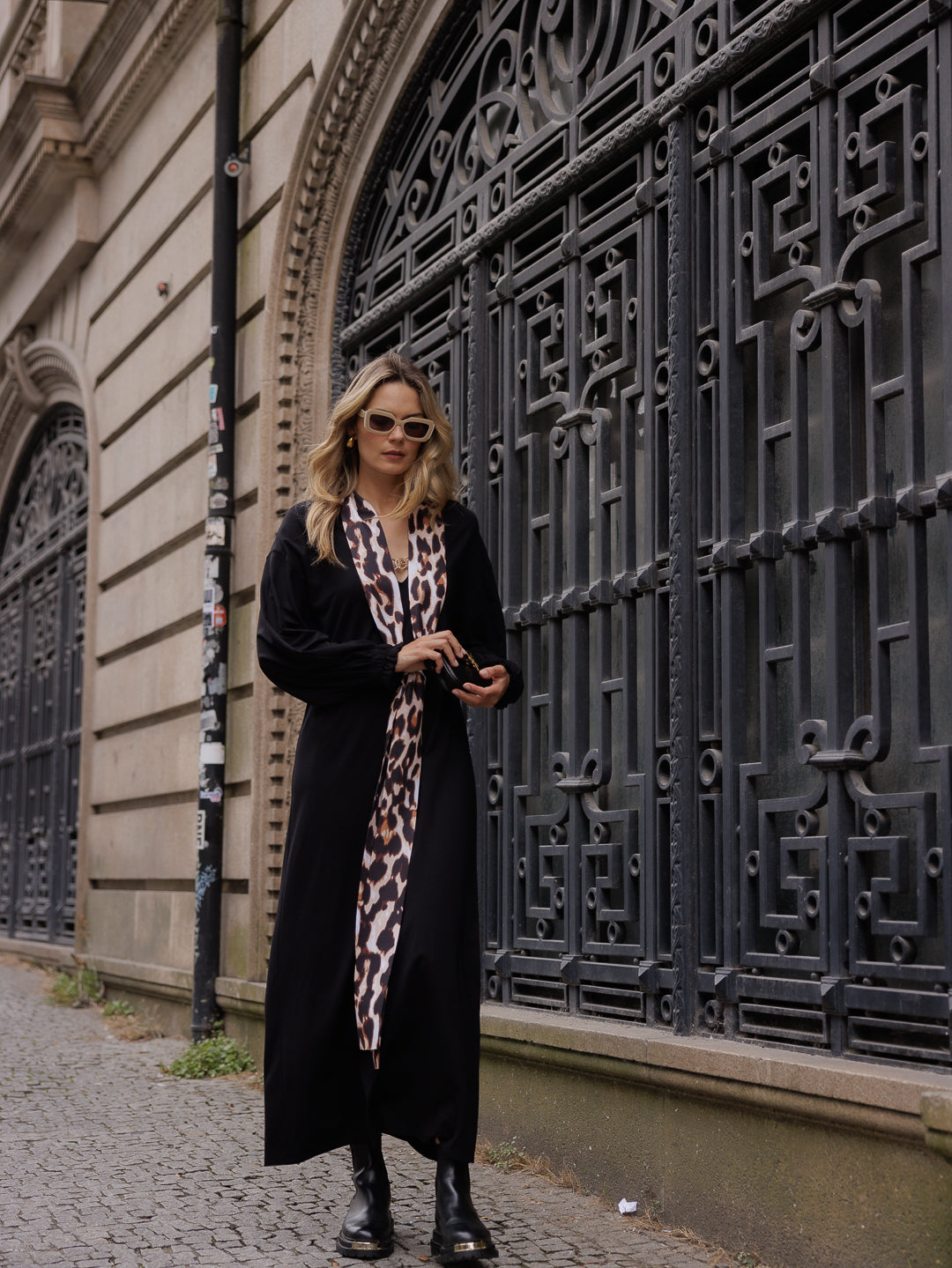 VESTIDO COM LENÇO SWALLOW