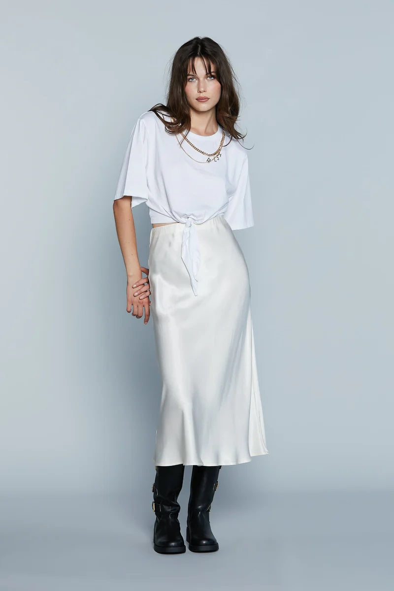 T-SHIRT COM COLAR RELISH