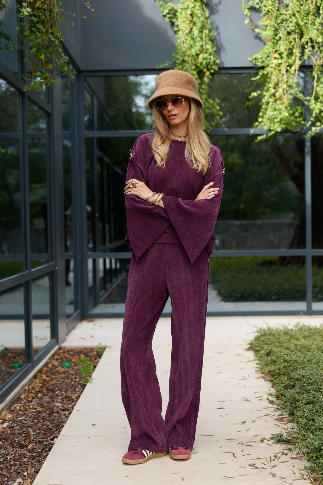 SWEAT COM APLICAÇÕES SWALLOW