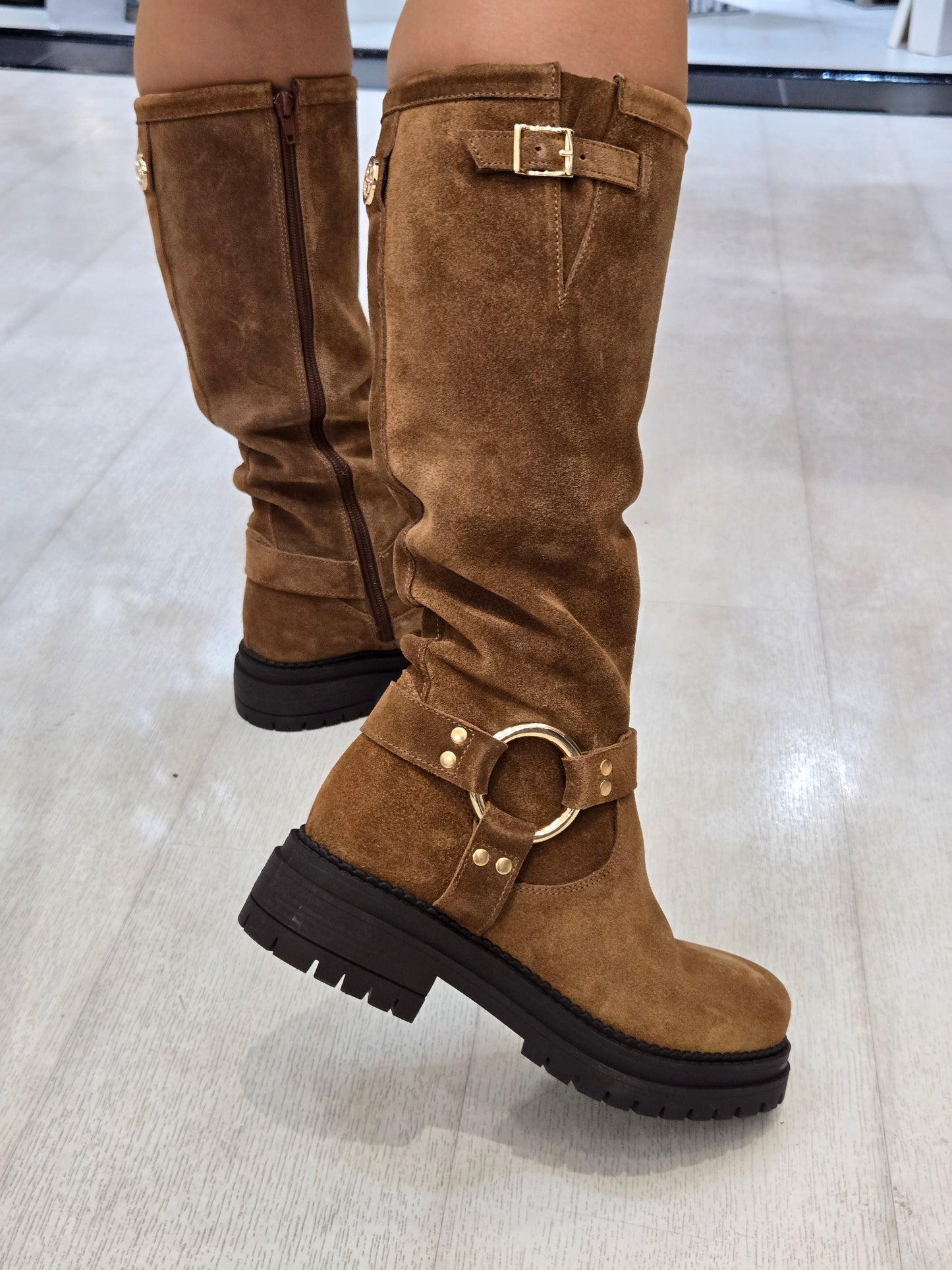 BOTAS CANO ALTO GUSI