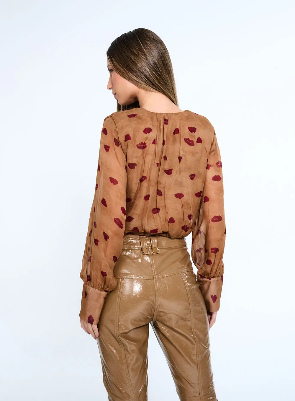 BLUSA LÁBIOS OPEN
