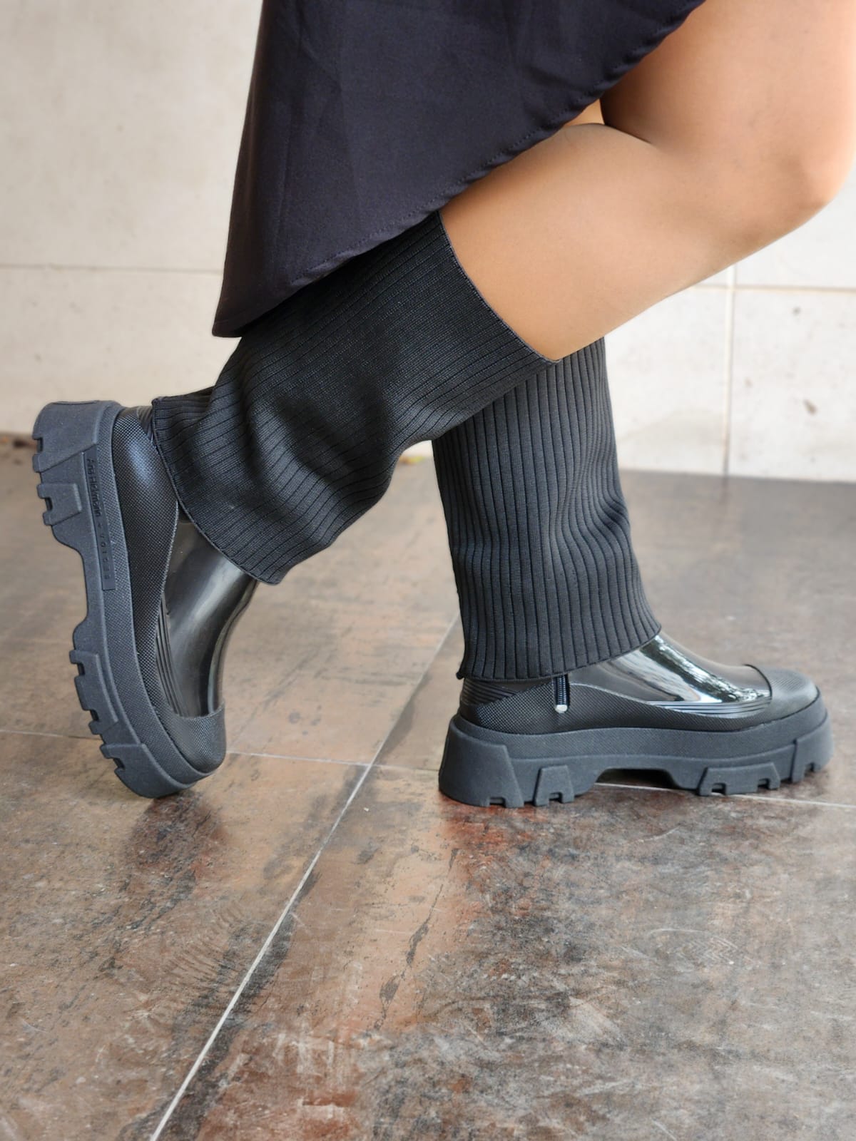 BOTINS CANO AMOVÍVEL VOICES