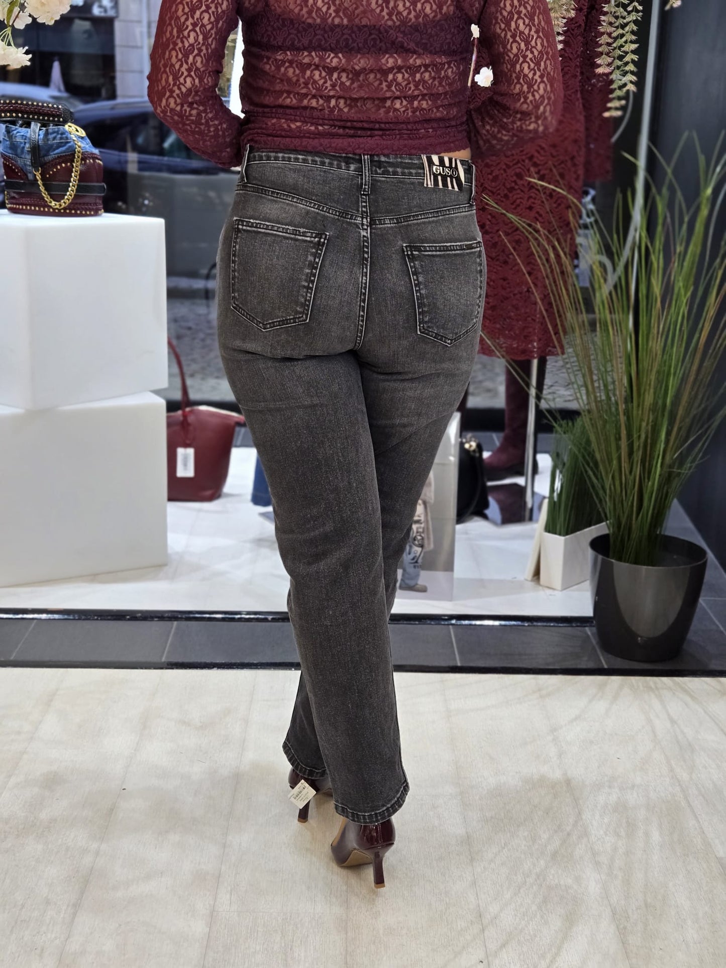 CALÇAS MOM BASICAS GUSI