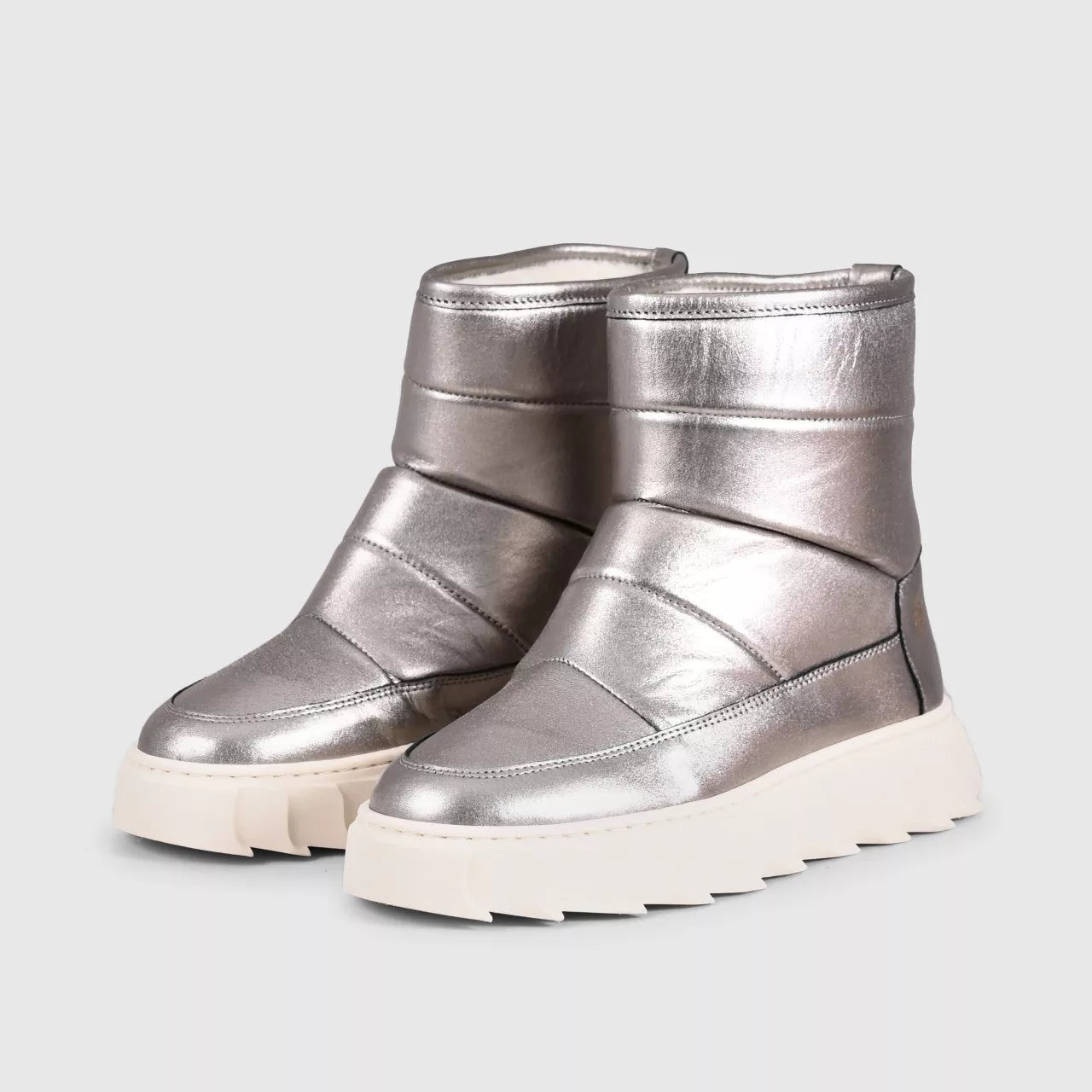 APPLE OF EDEN METALLIC SNOW BOOTS