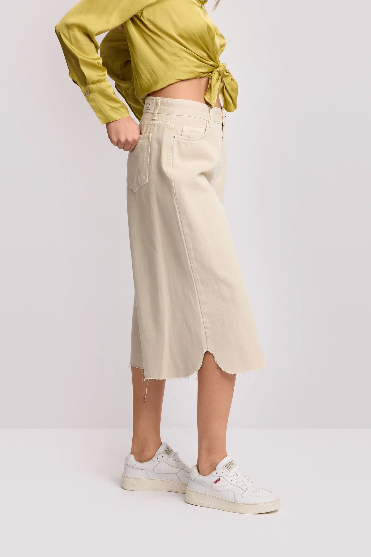 BERMUDAS SARJA CAPRI KOCCA