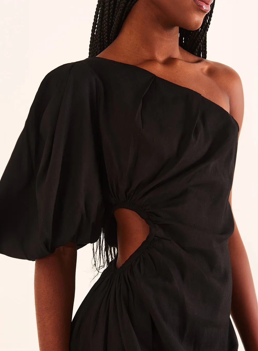 VESTIDO ASSIMÉTRICO OPEN