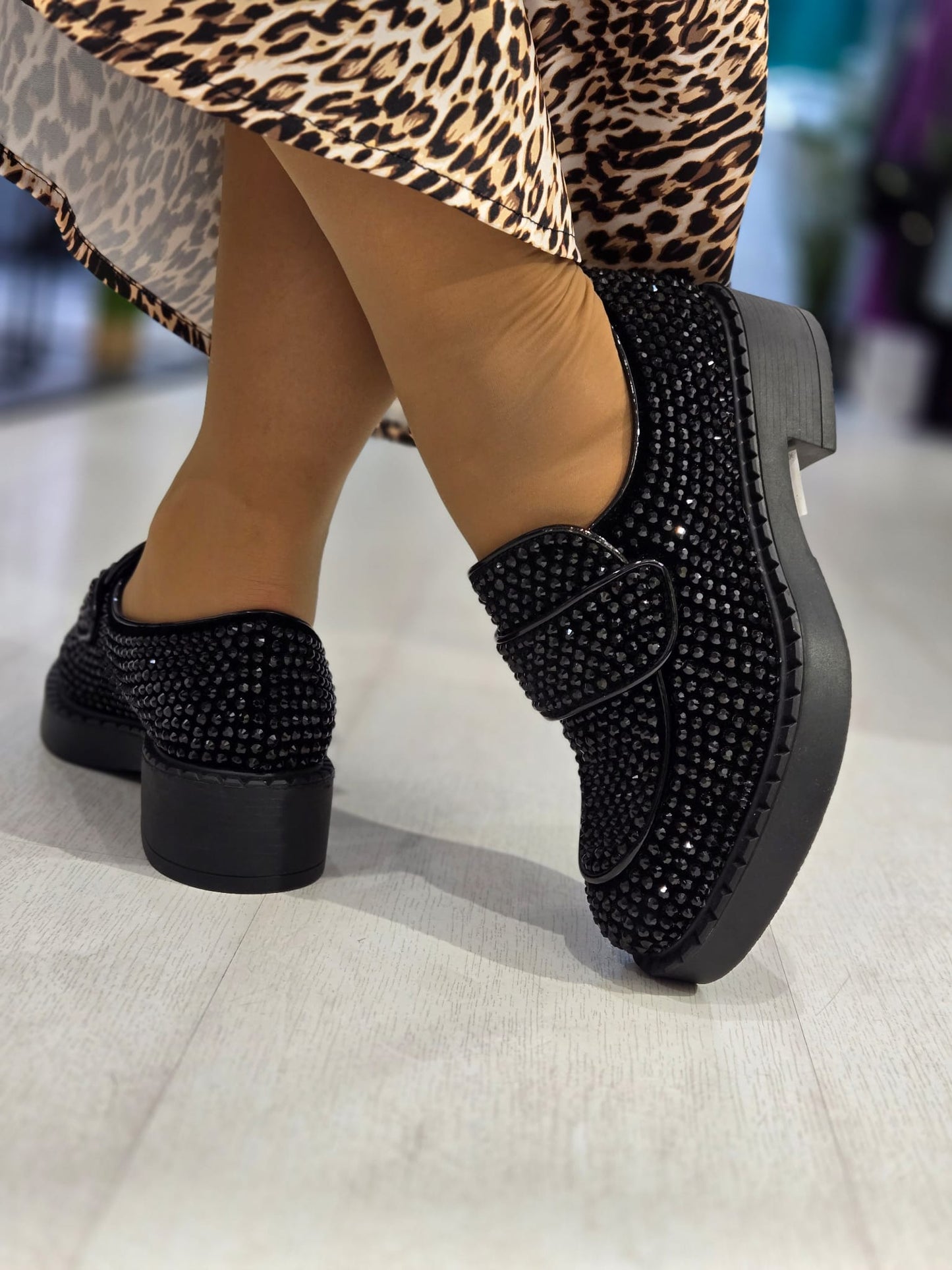 MOCASSIM TACHAS JEFFREY CAMPBELL