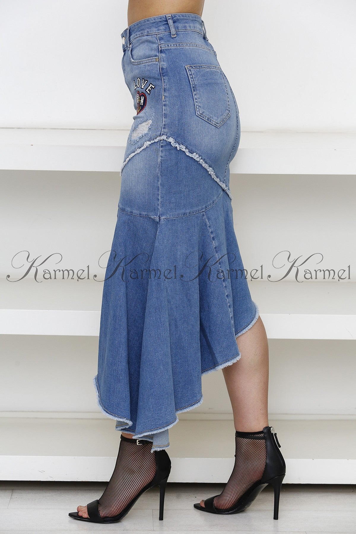 PATCH RELISH ASYMMETRIC SKIRT