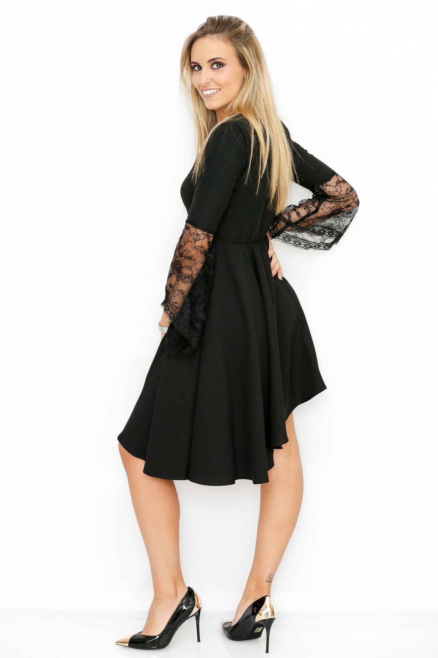 ASYMMETRIC DRESS WITH RELISH LACE SLEEVE