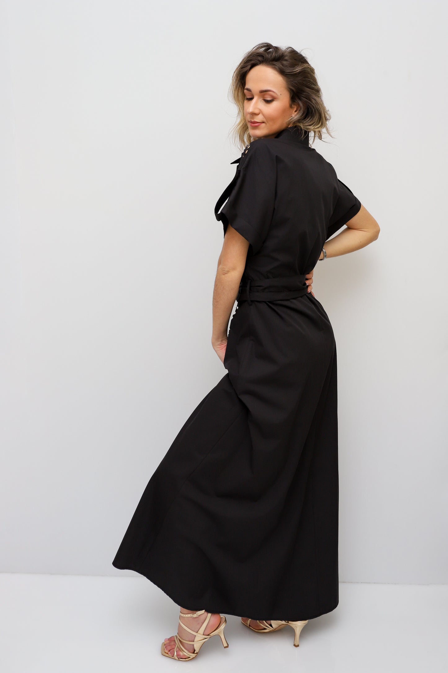 MAXI VESTIDO COM RECORTES A LASER SPELL