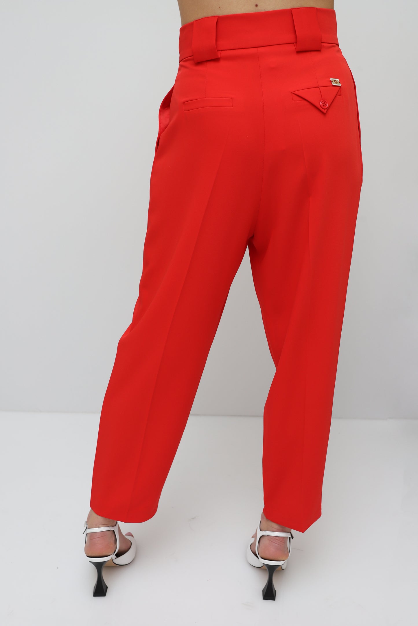 PANTS WITH RELISH CLAMPS