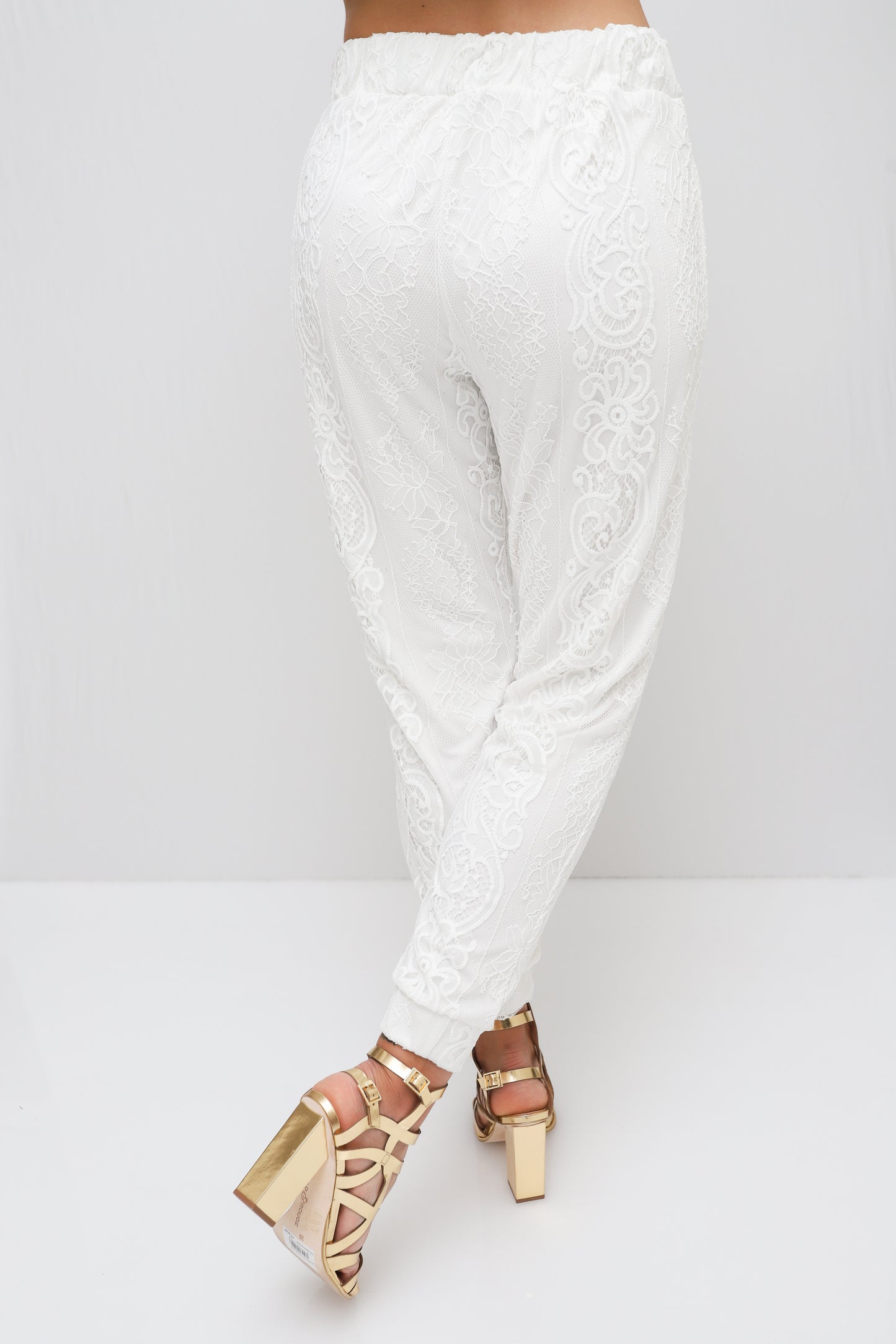 CALÇA RENDA SWALLOW