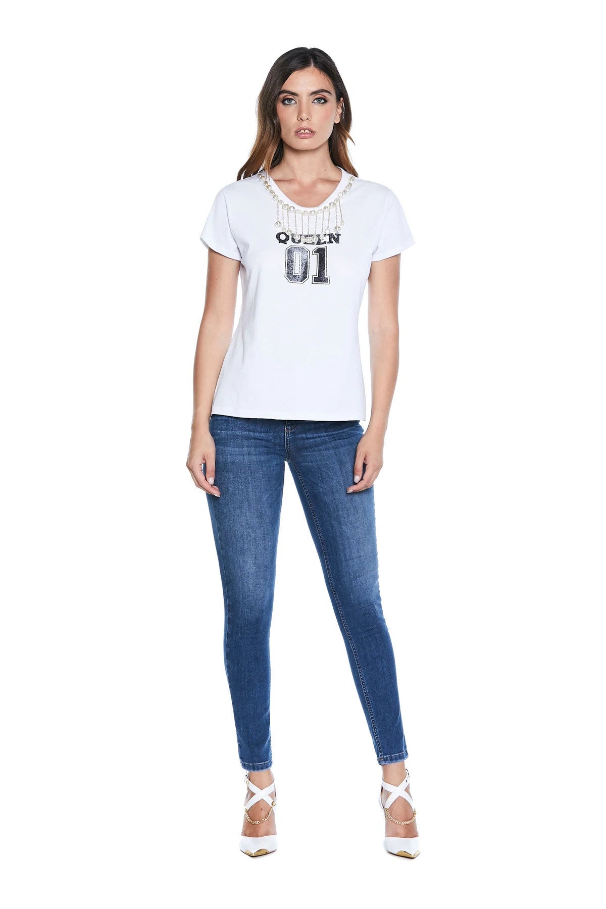 T-SHIRT COM COLAR DE PÉROLAS RELISH