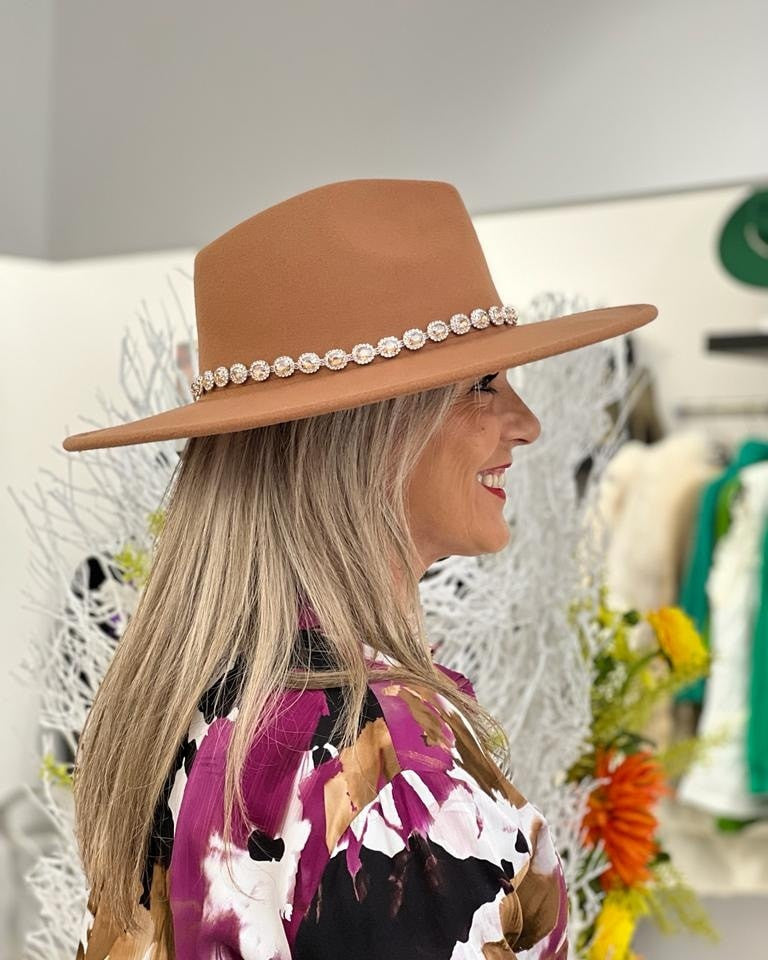 JOLEEN JEWELRY BRIMMED HAT