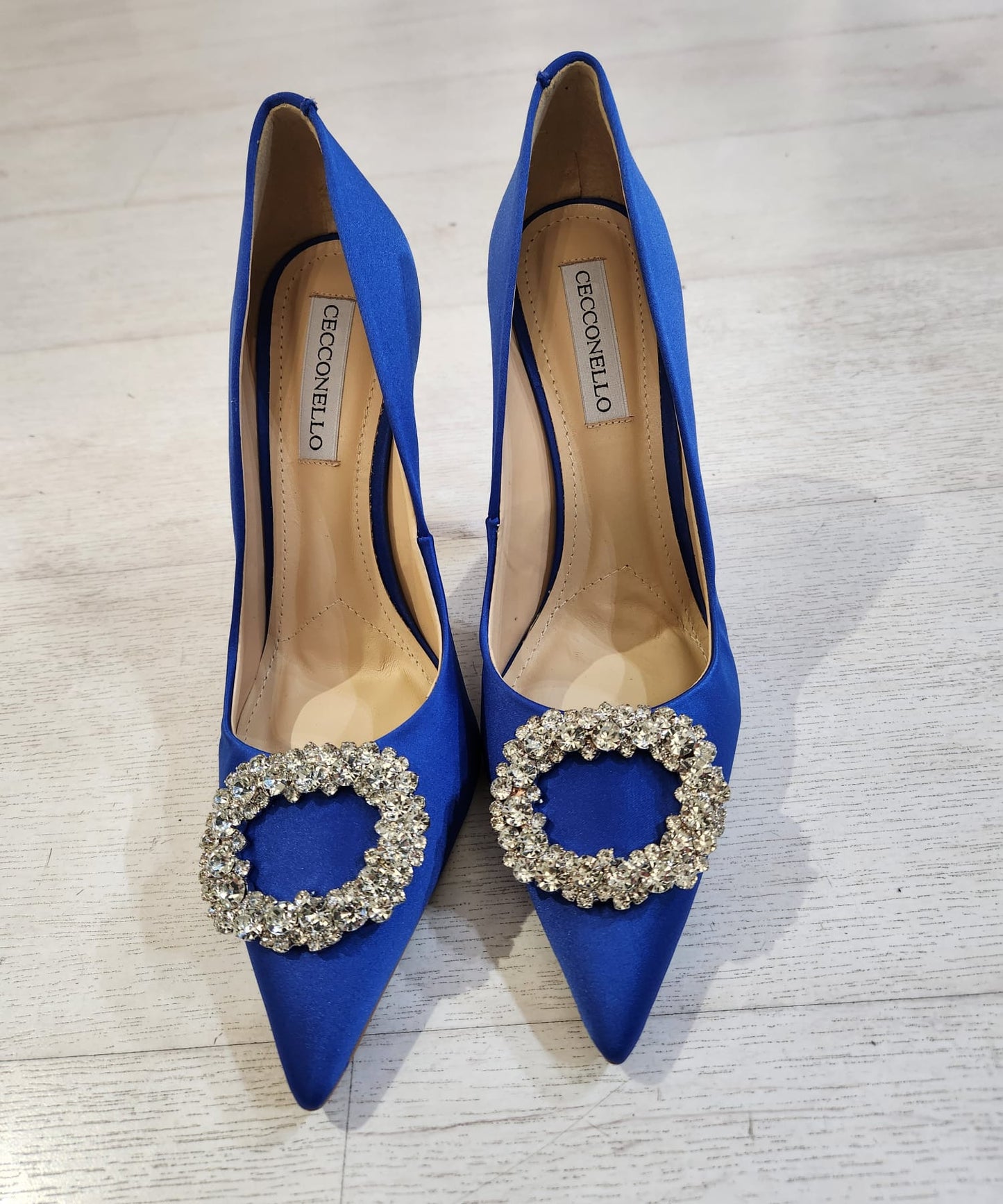 STILETTO COM APLICAÇÃO DIAMANTE CECCONELLO