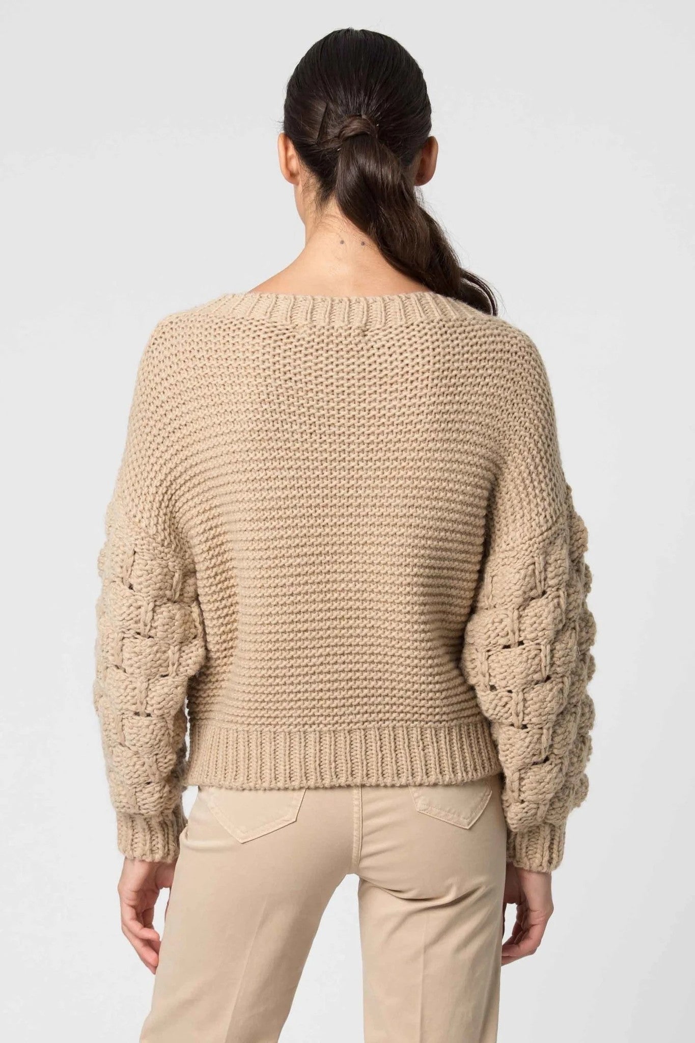 CAMISOLA DE MANGAS TEXTURIZADAS KOCCA