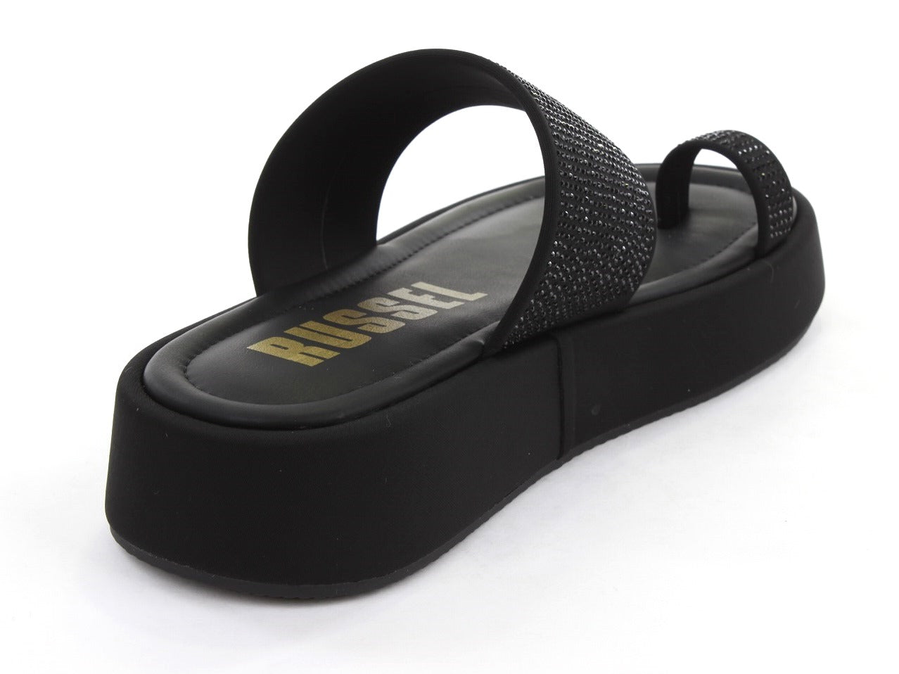 CHINELO STRASS CAROL RUSSEL MATOS