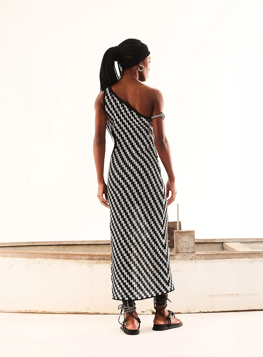 VESTIDO CUT OUT TRICÔ OPEN