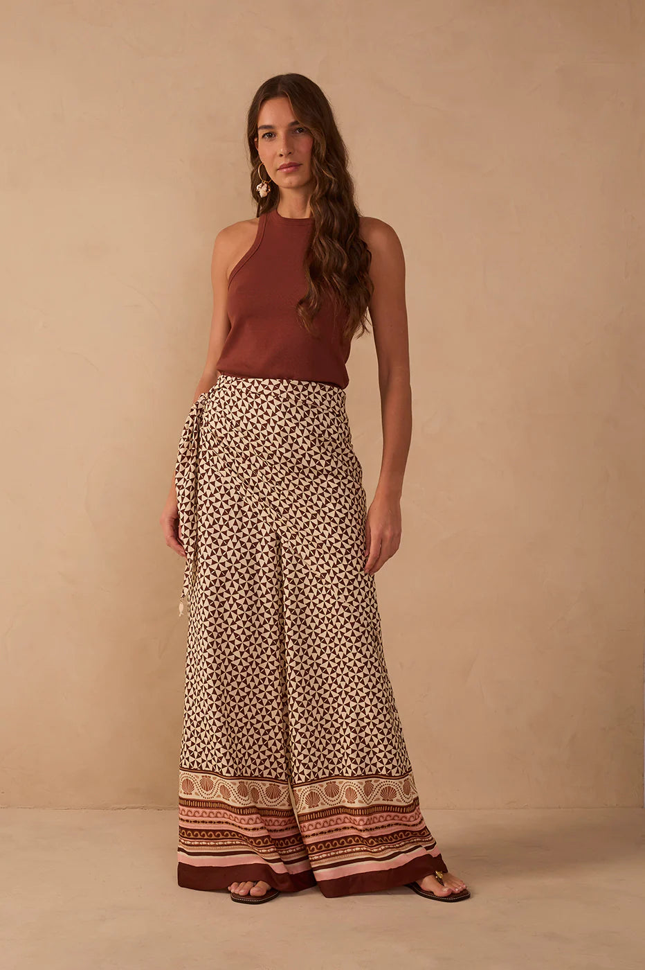 CALÇAS ESTAMPADAS DRESS TO