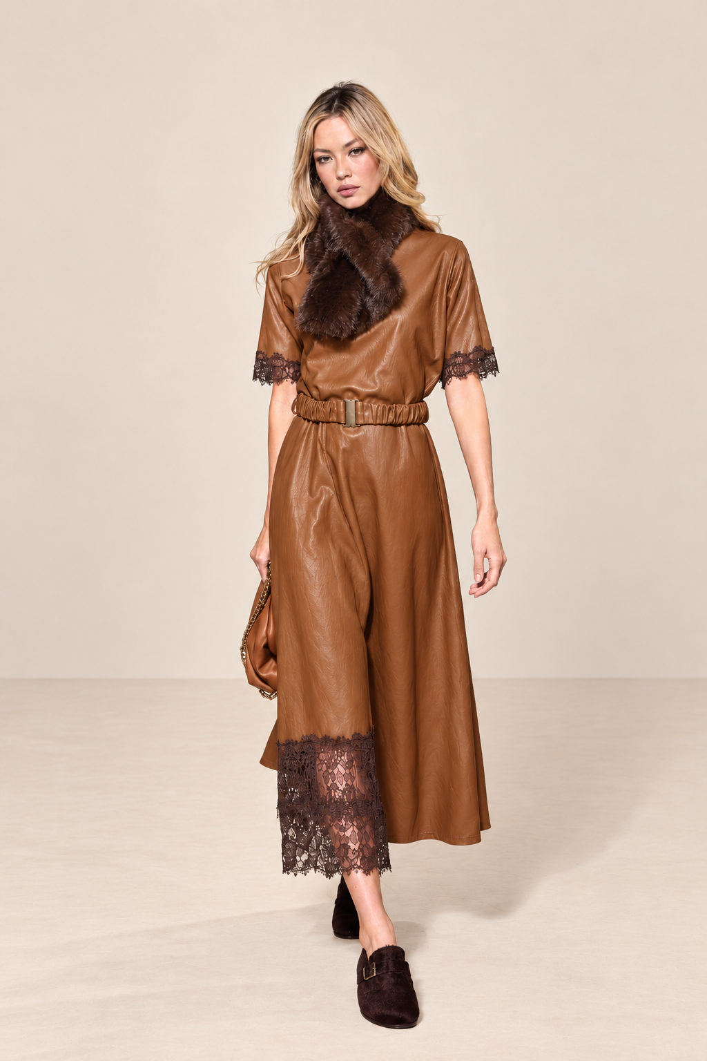 VESTIDO ECOPELE E RENDA - GUSI