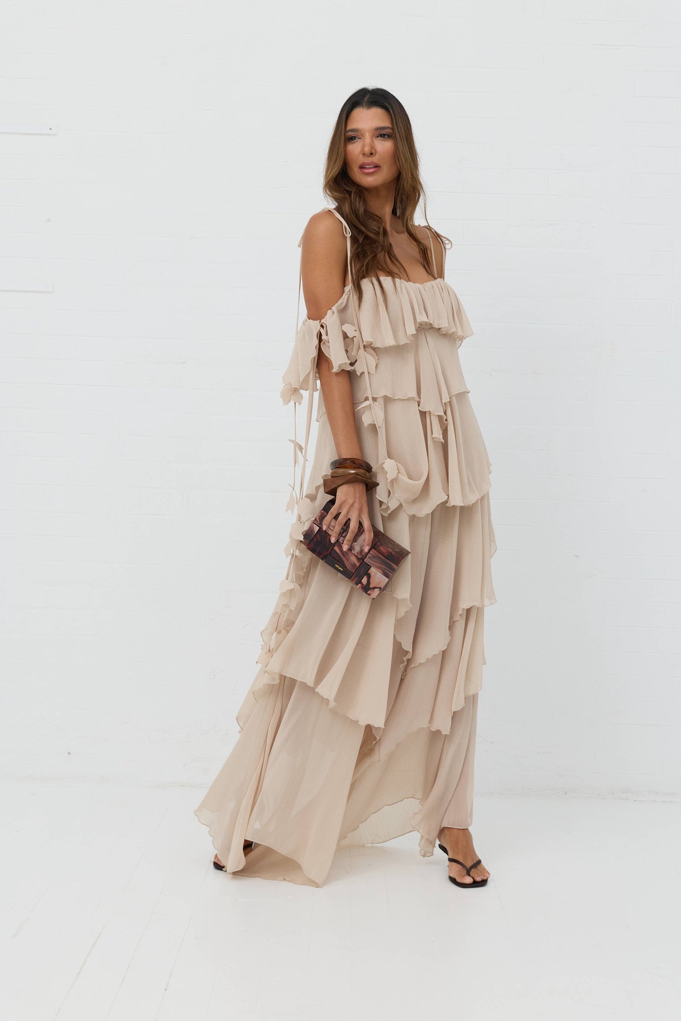 VESTIDO MAXI DE FOLHOS SWALLOW