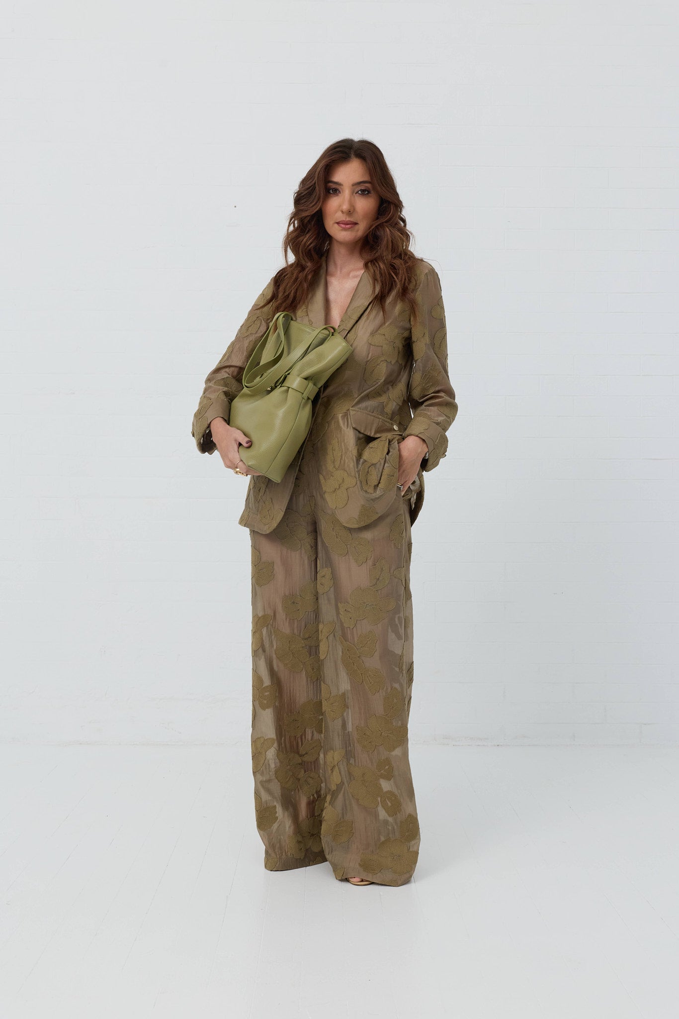 BLAZER BORDADO SWALLOW