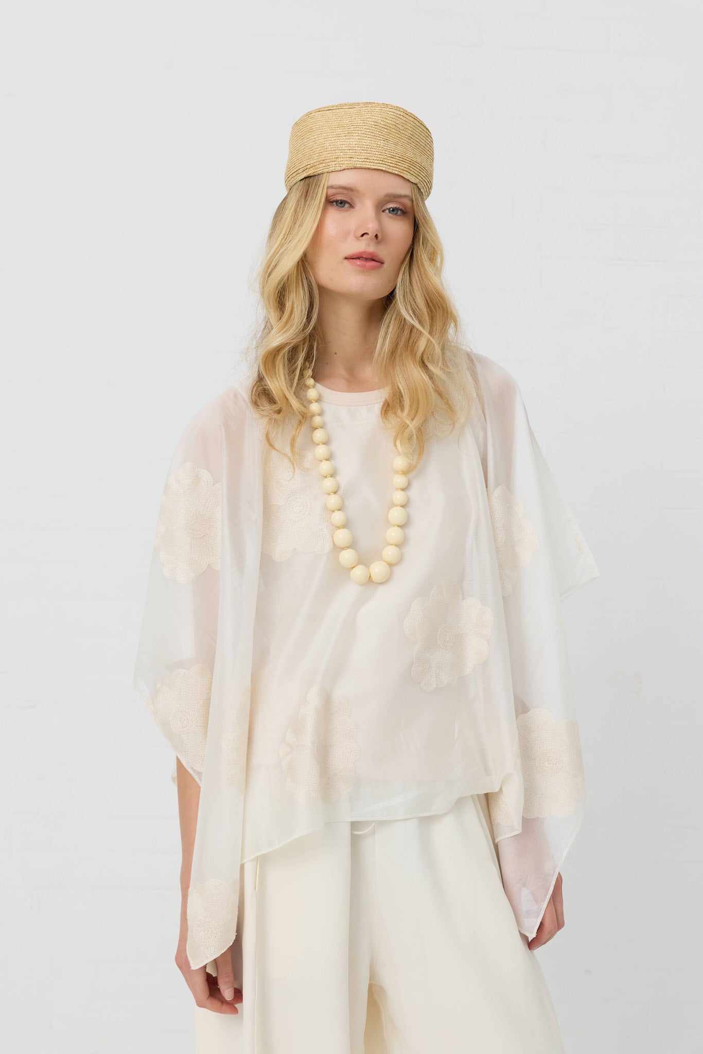 BLUSA BORDADA SWALLOW