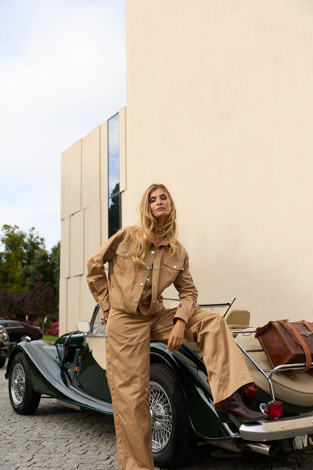 CALÇAS COM MOLAS SWALLOW