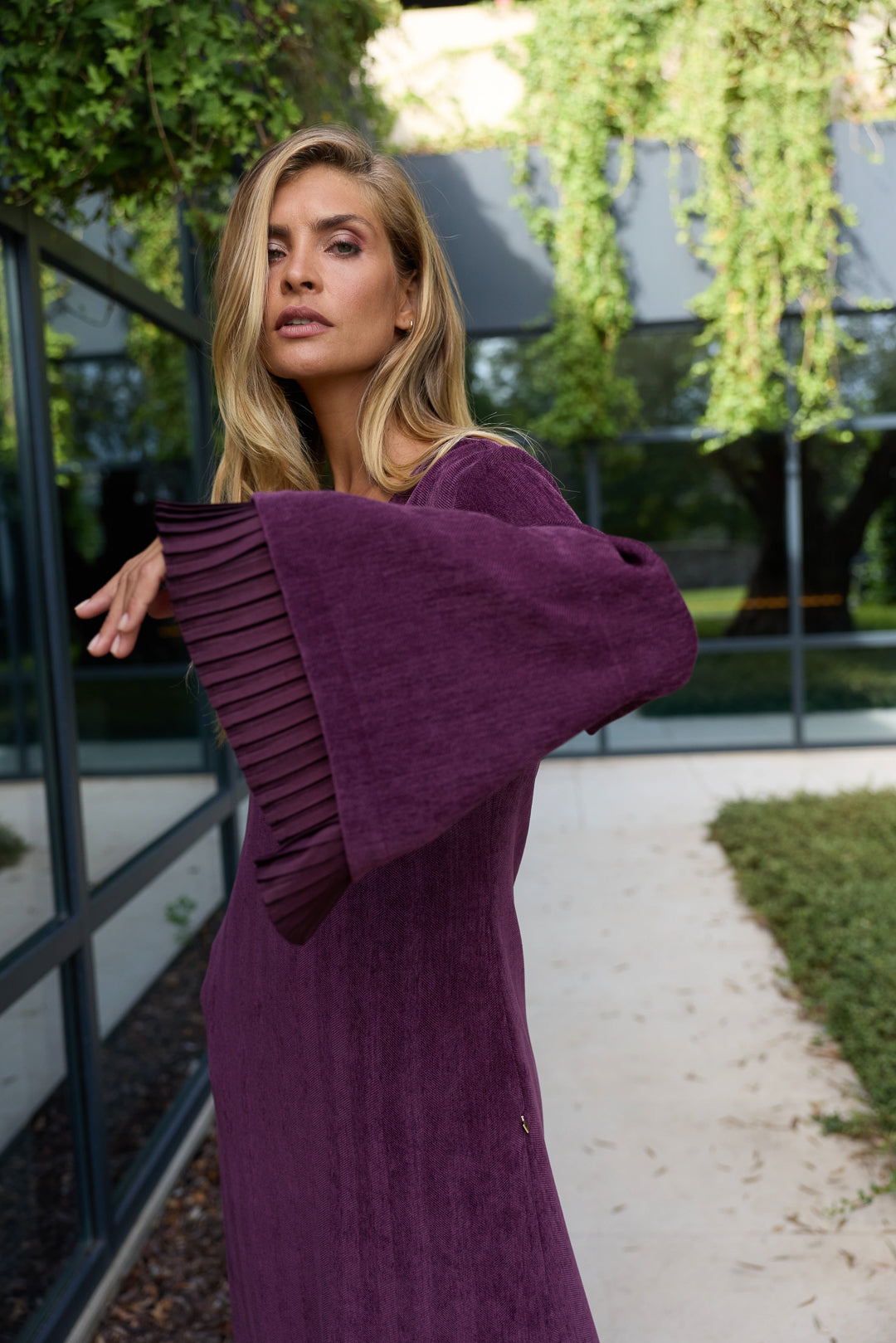 VESTIDO PLISSADO SWALLOW