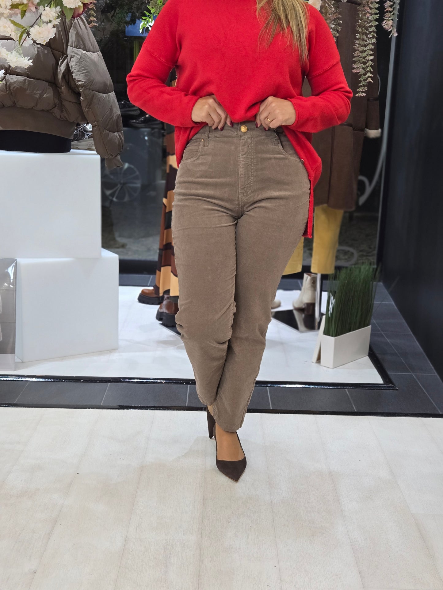 CALÇAS MOM BOMBAZINE GUSI