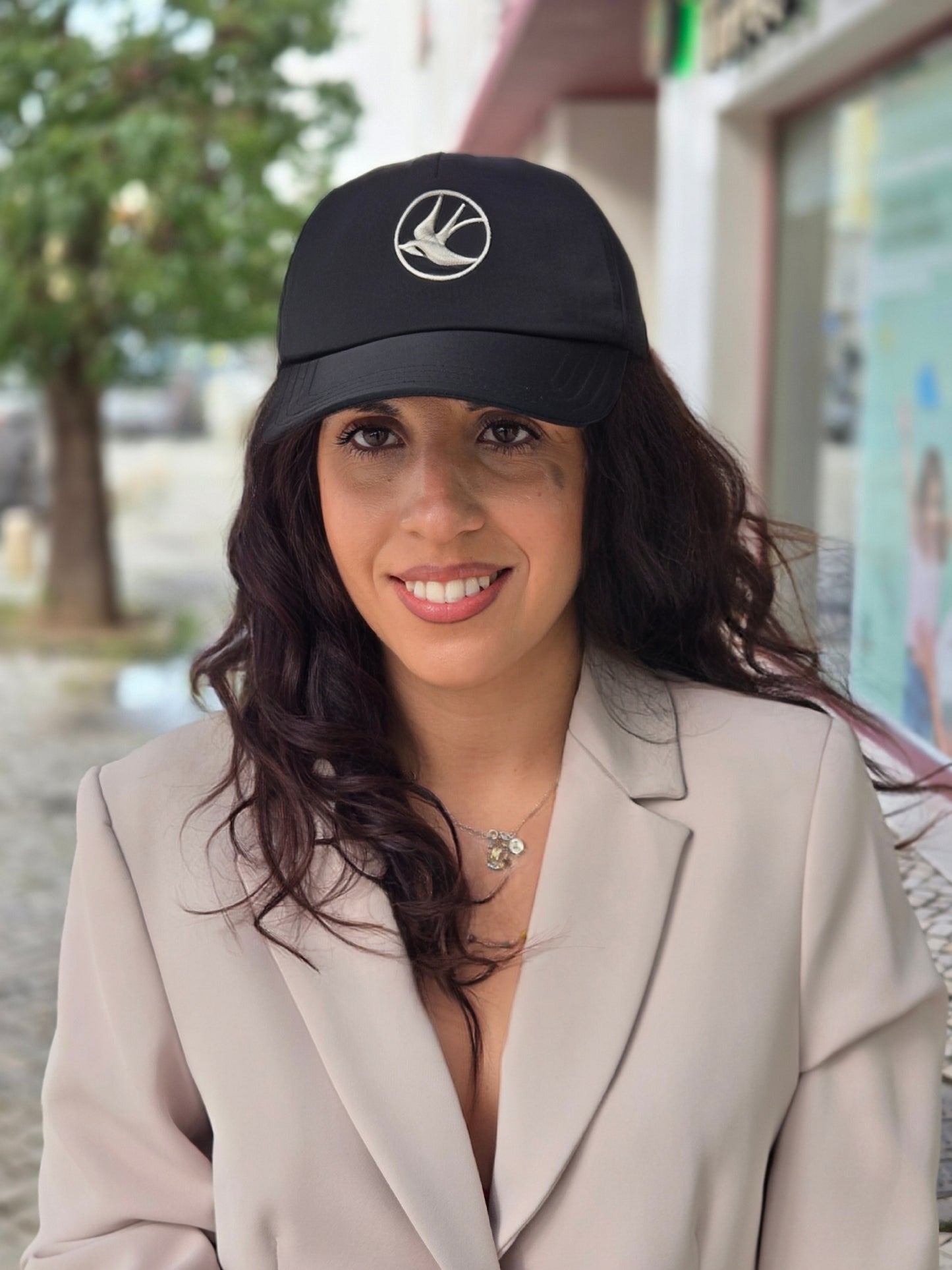 BONÉ BORDADO SWALLOW