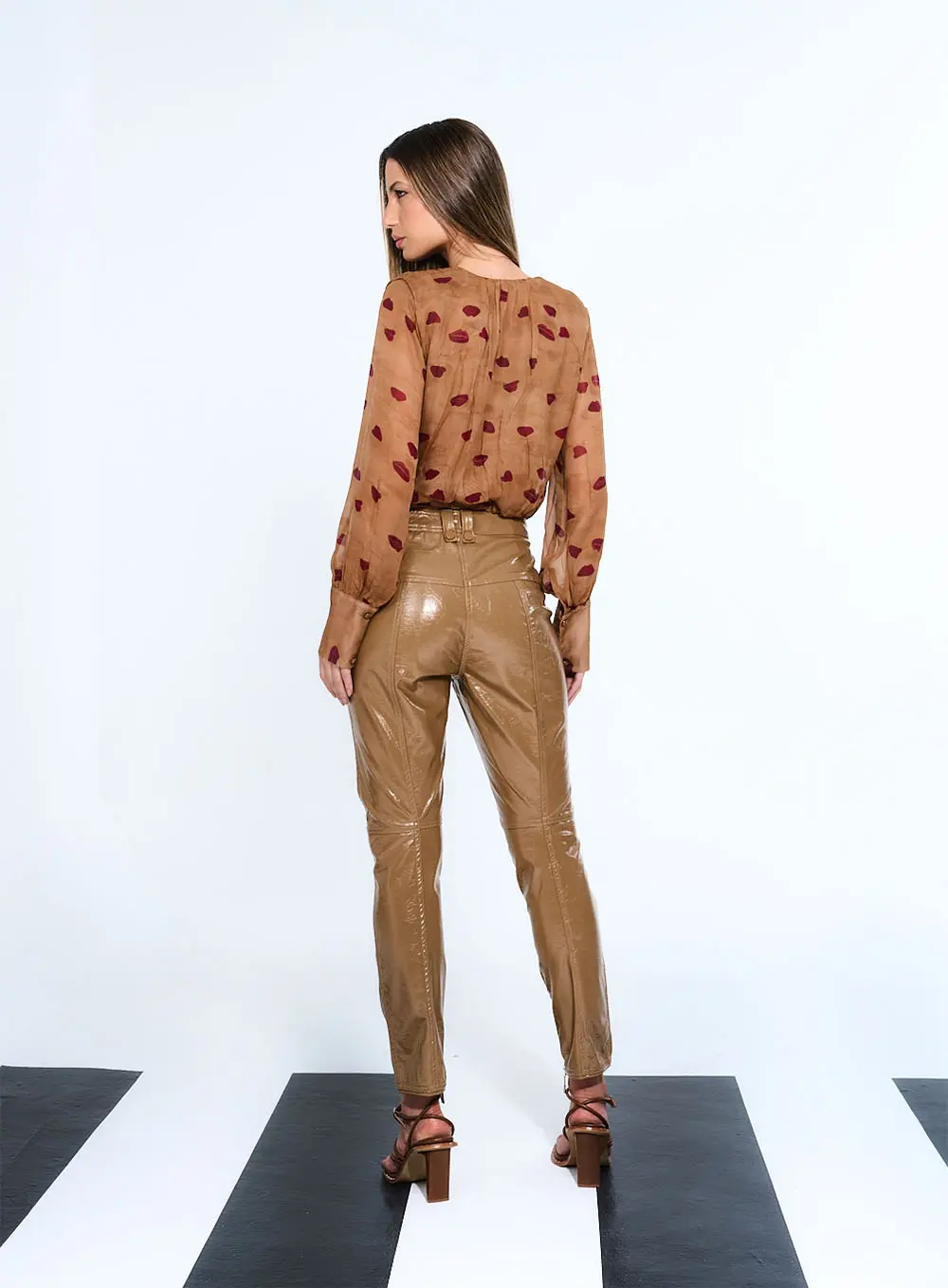 BLUSA LÁBIOS OPEN