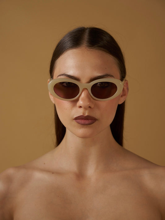 ÓCULOS DOLL SUNGLASSES NO SECRETS