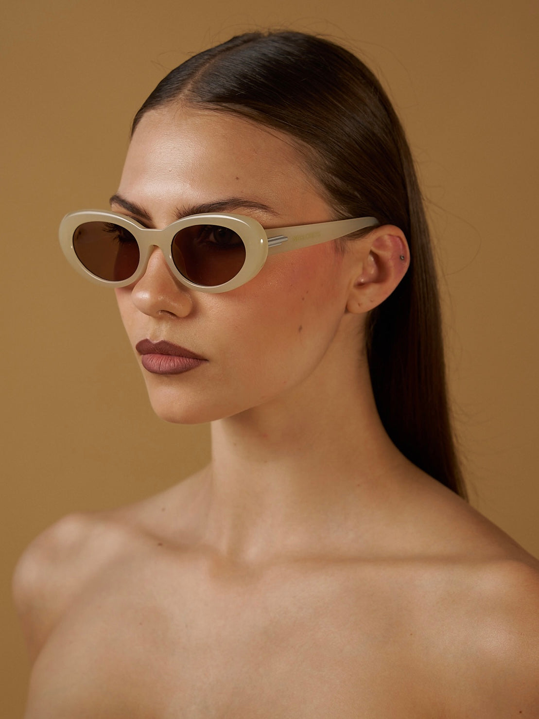 ÓCULOS DOLL SUNGLASSES NO SECRETS