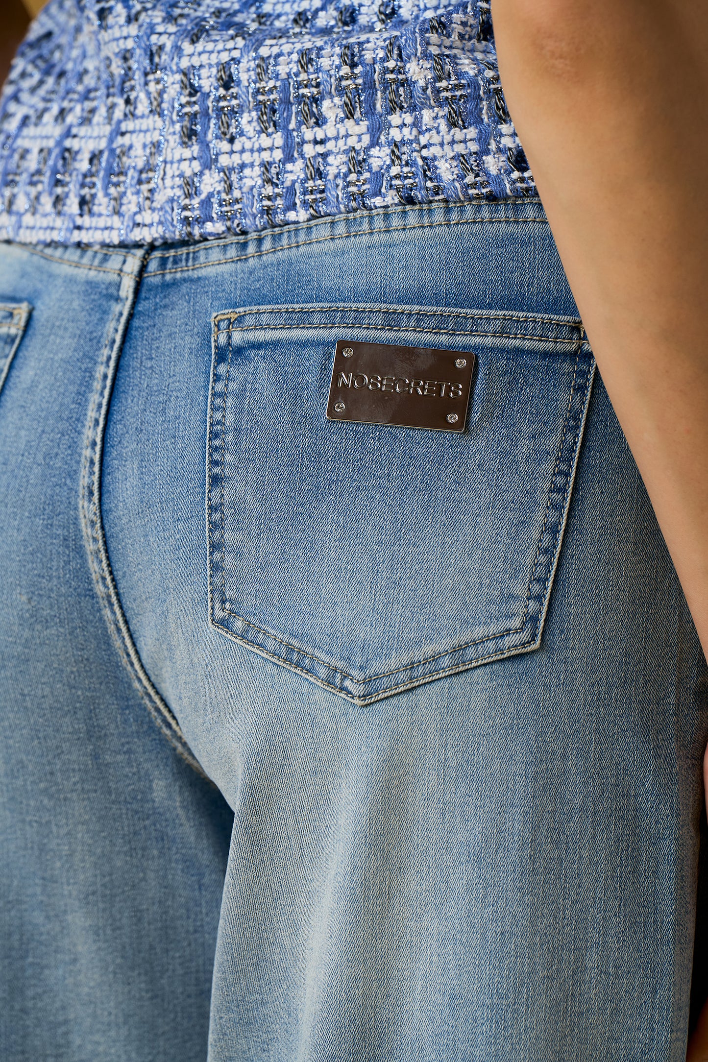 CALÇAS PÉROLAS BOLSOS NO SECRETS