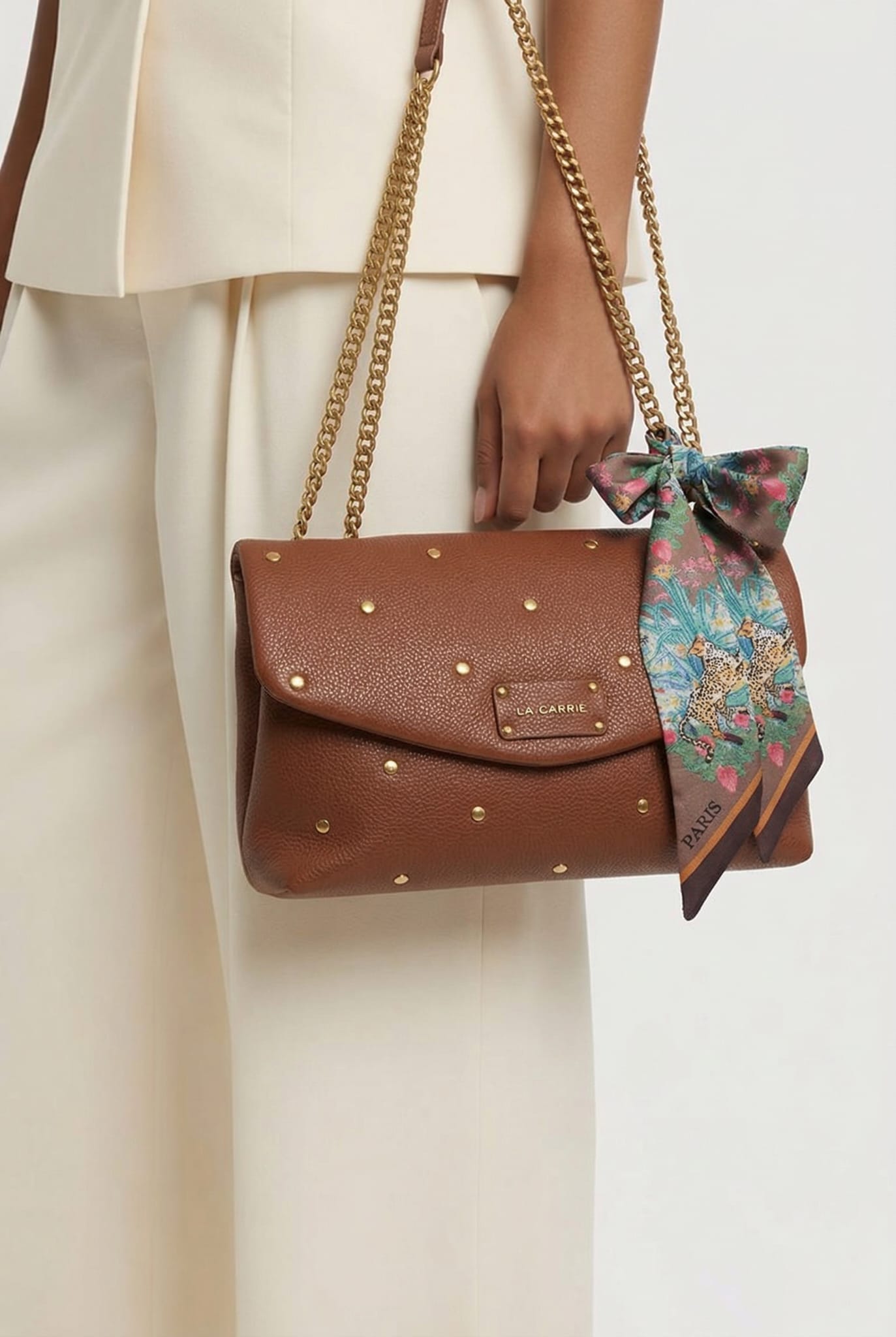 MALA TACHAS LA CARRIE