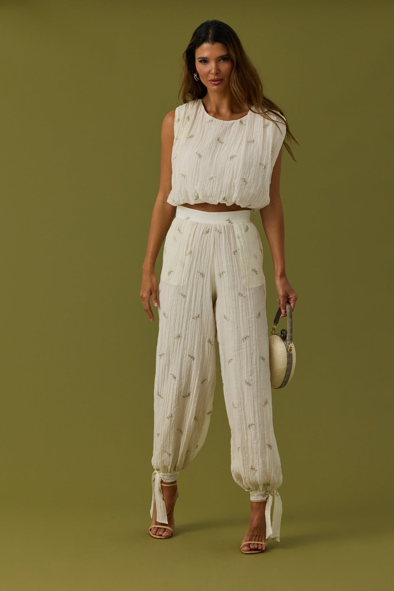 CALÇAS BORDADA SWALLOW