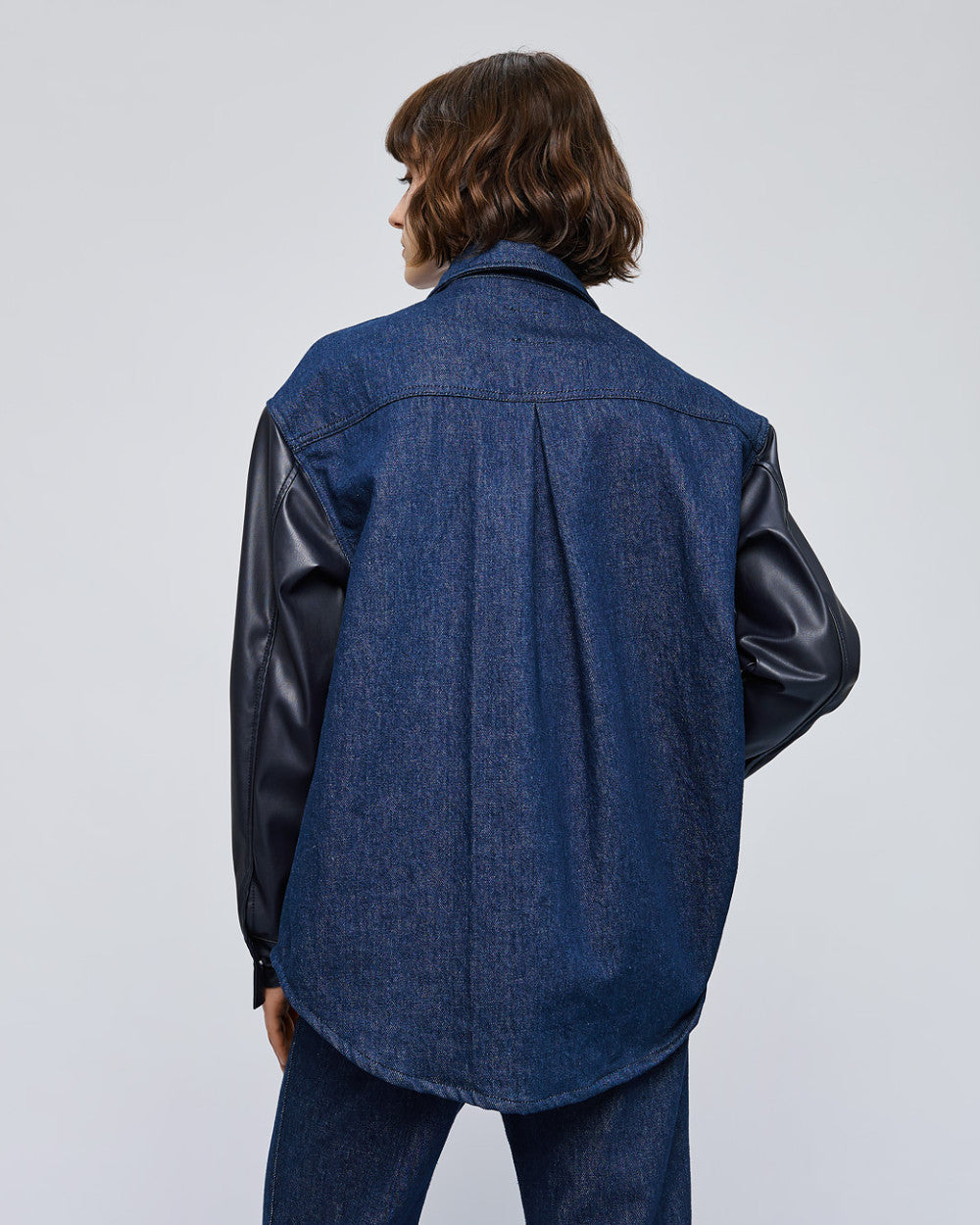 CAMISA DENIM COM ECOPELE ACCESS