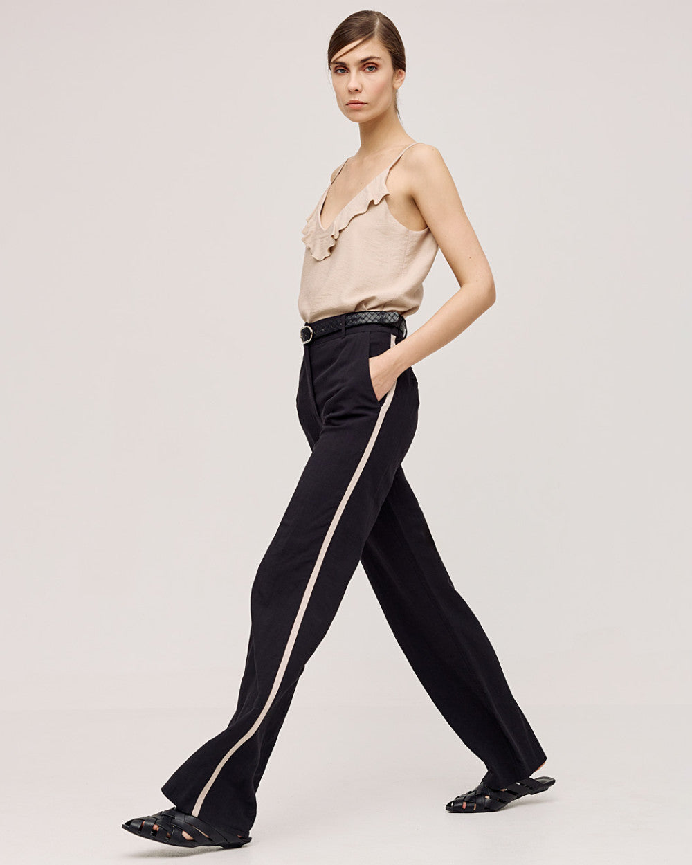 ACCESS SIDE STRIPE TROUSERS