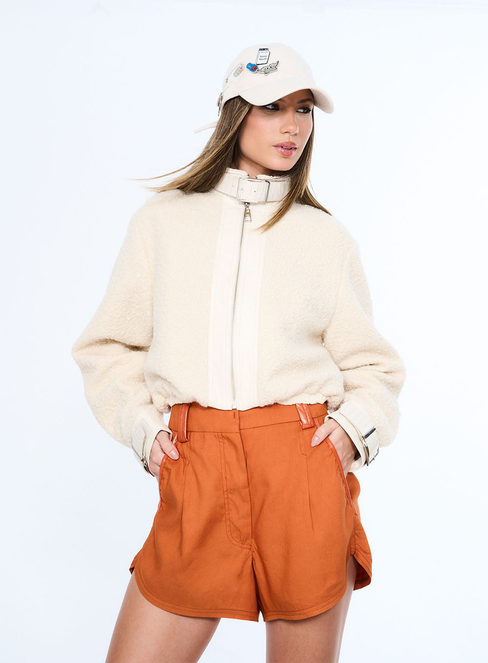 CASACO CURTO TEDDY OPEN