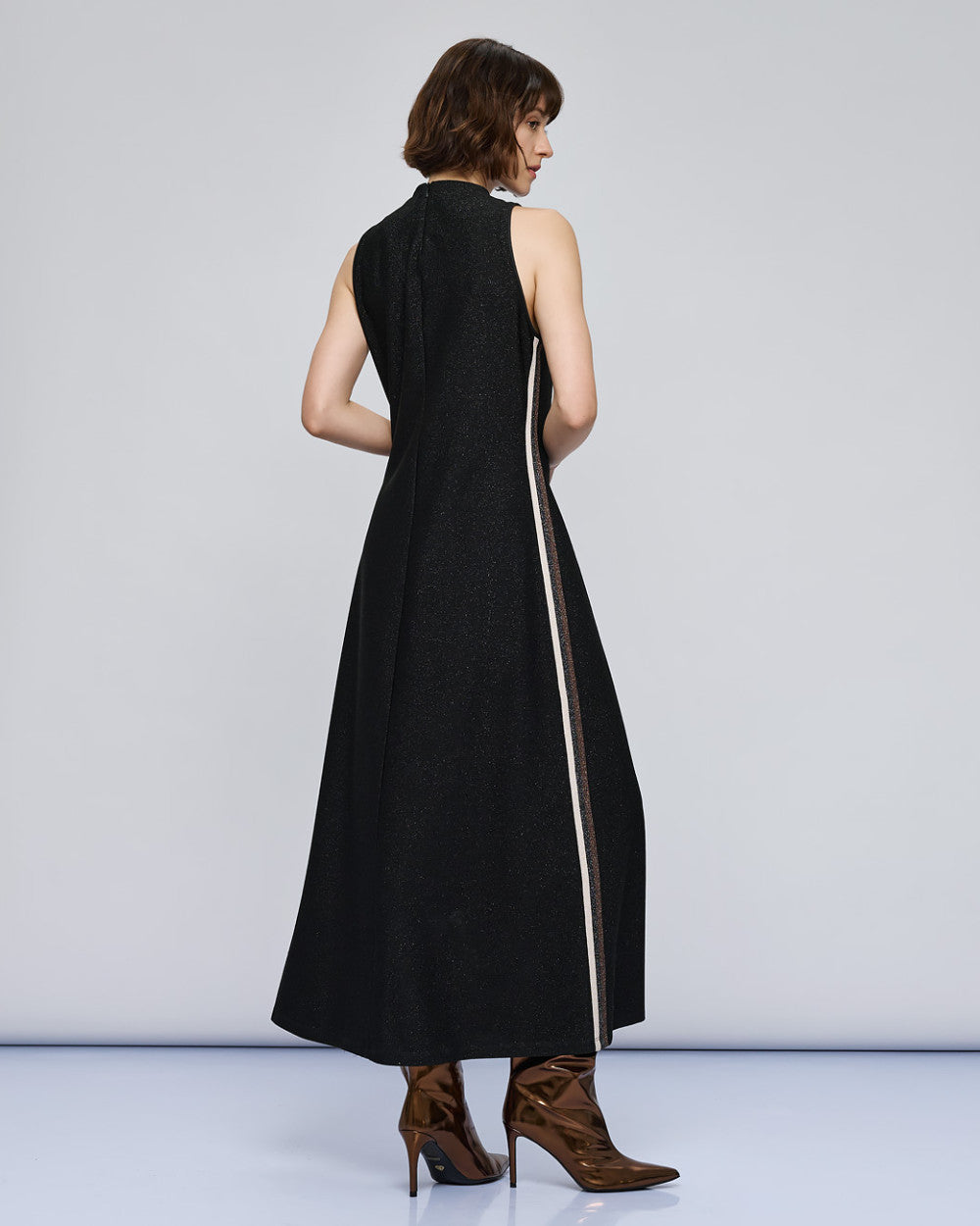 VESTIDO COM LISTA LATERAL ACCESS