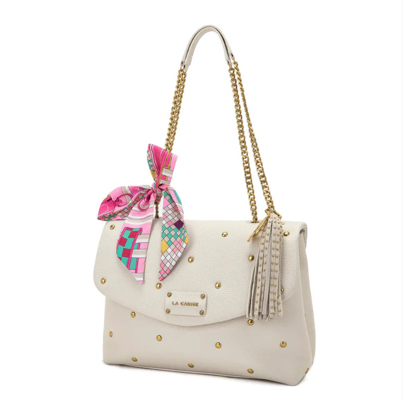 MALA TACHAS LA CARRIE