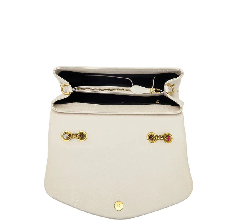 MALA TACHAS LA CARRIE