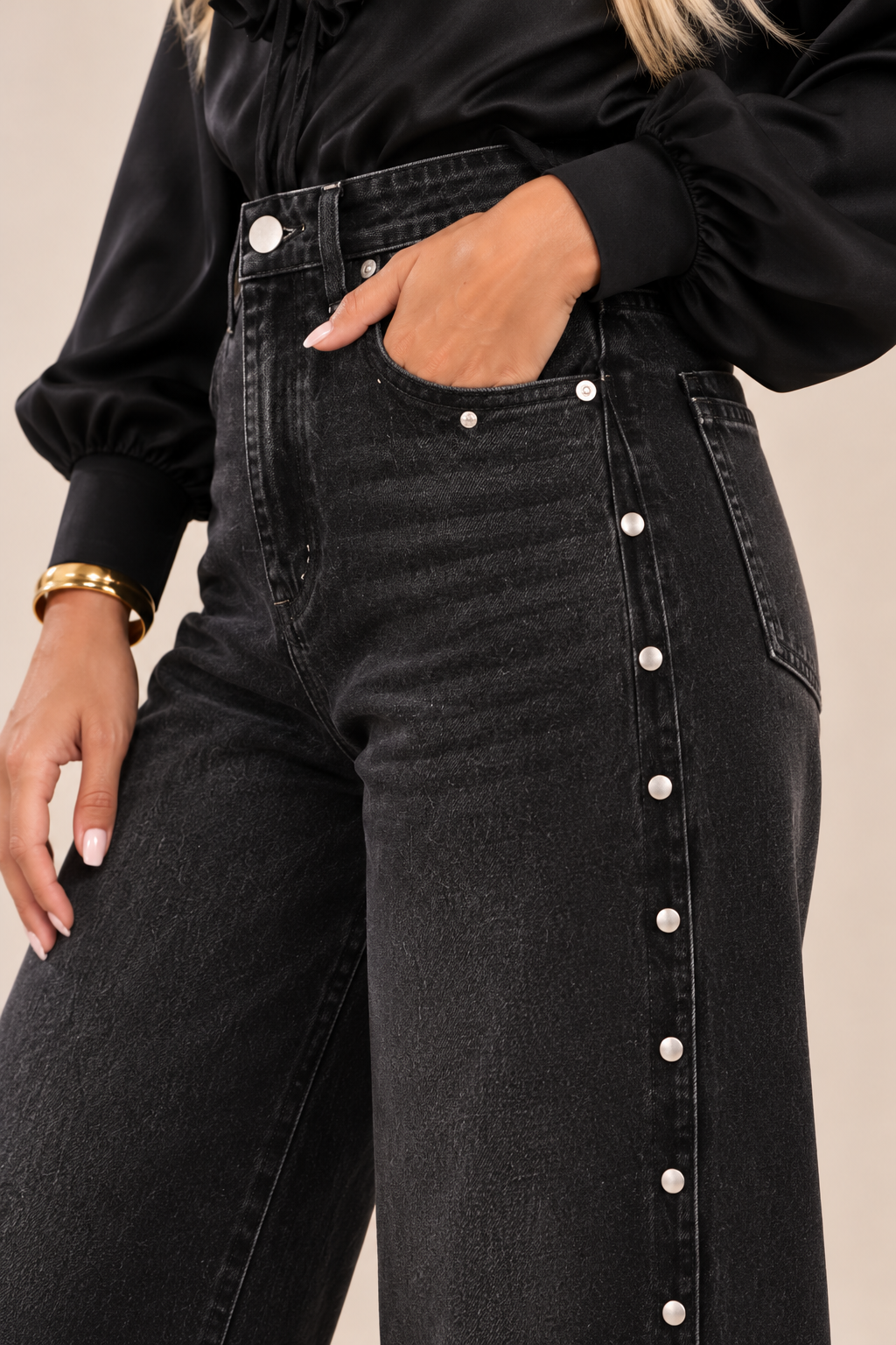 CALÇA BAGGY COM TACHAS - GUSI