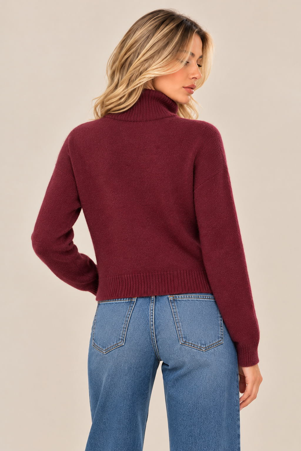 CAMISOLA GOLA ALTA COM TACHAS - KOCCA