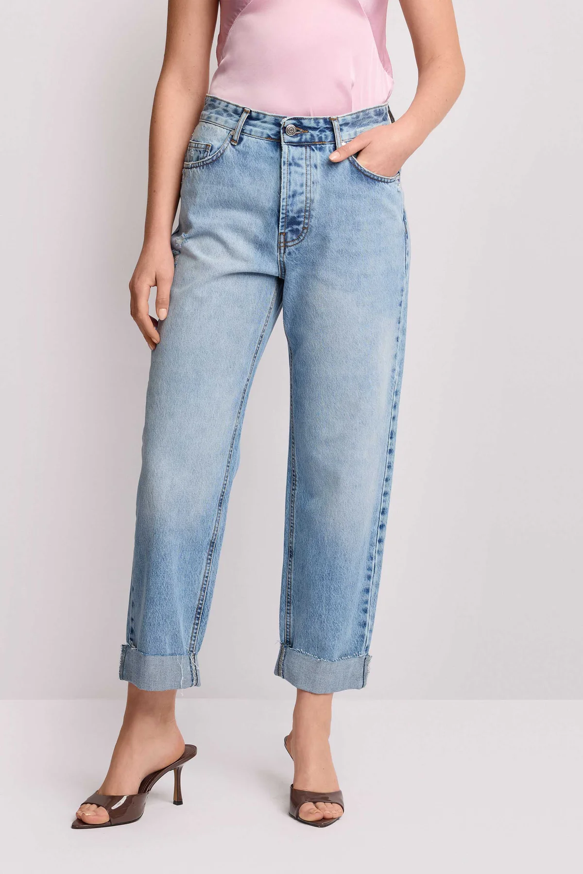 CALÇA GANGA COM BARRA BAINHA KOCCA