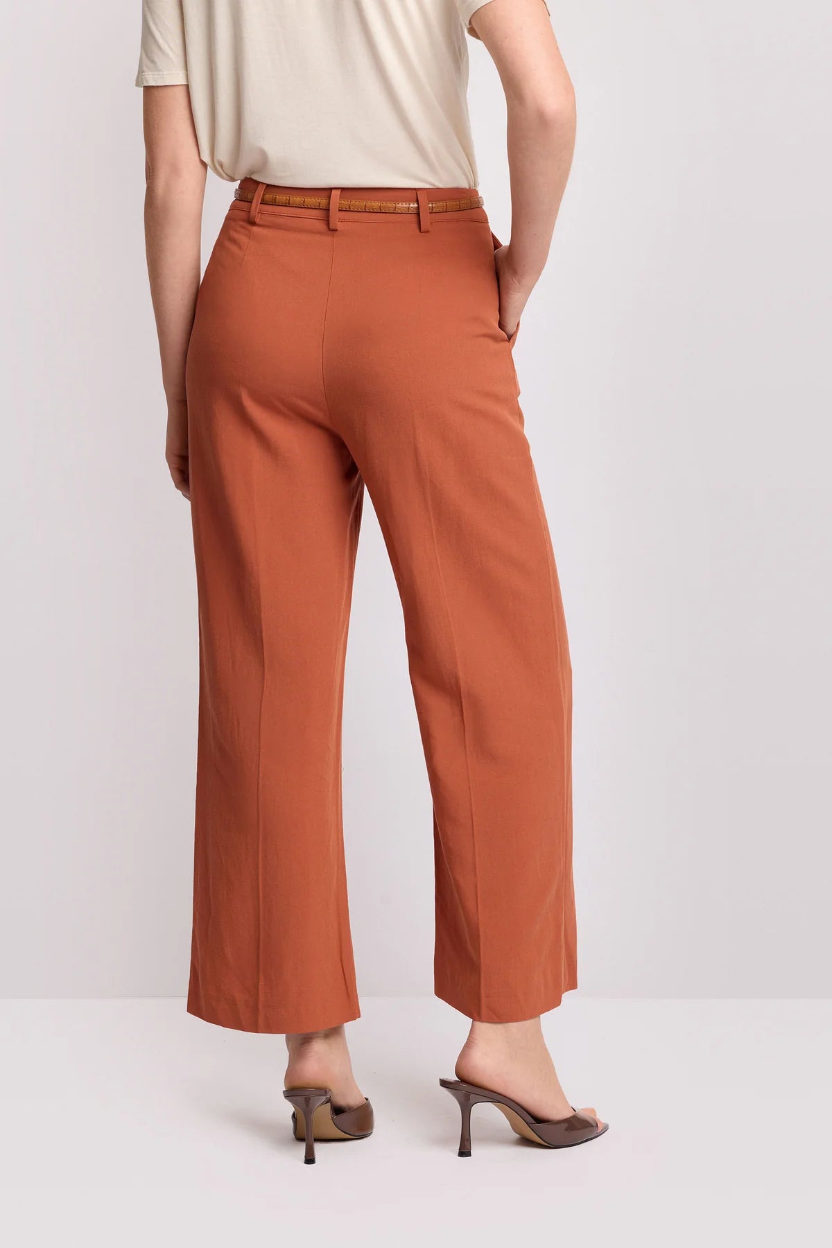 CALÇAS CINTURA SUBIDA KOCCA