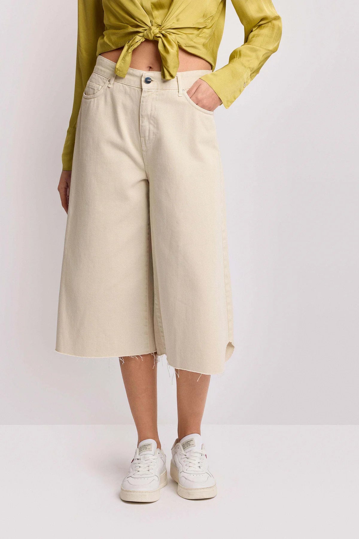 BERMUDAS SARJA CAPRI KOCCA