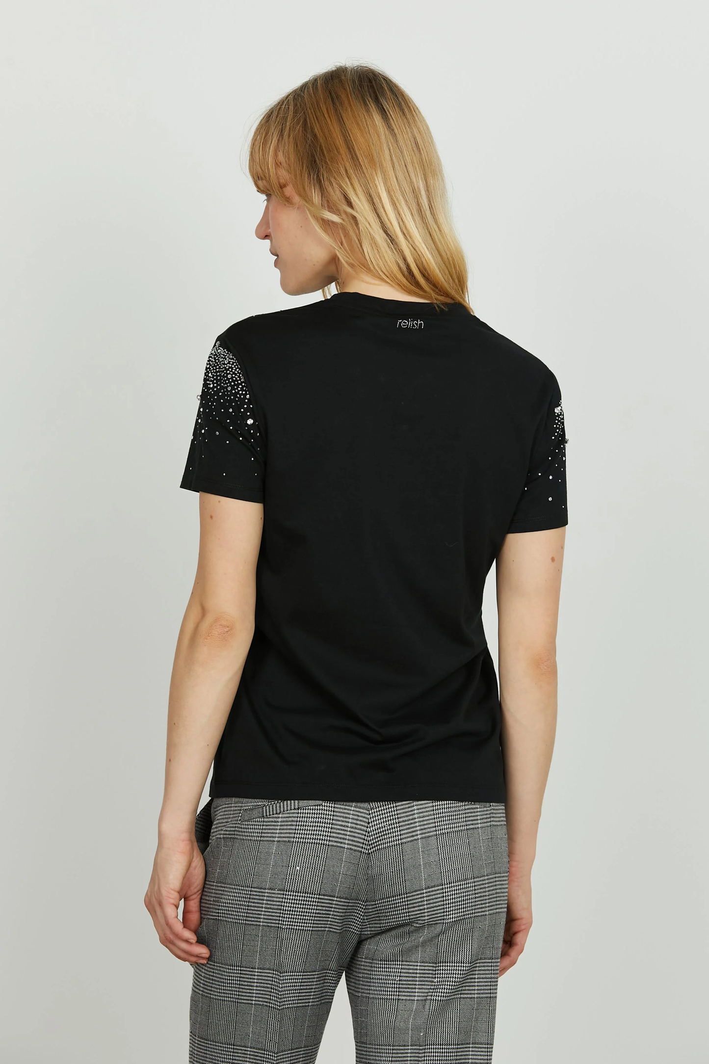 T-SHIRT STRASS E PEDRARIA RELISH