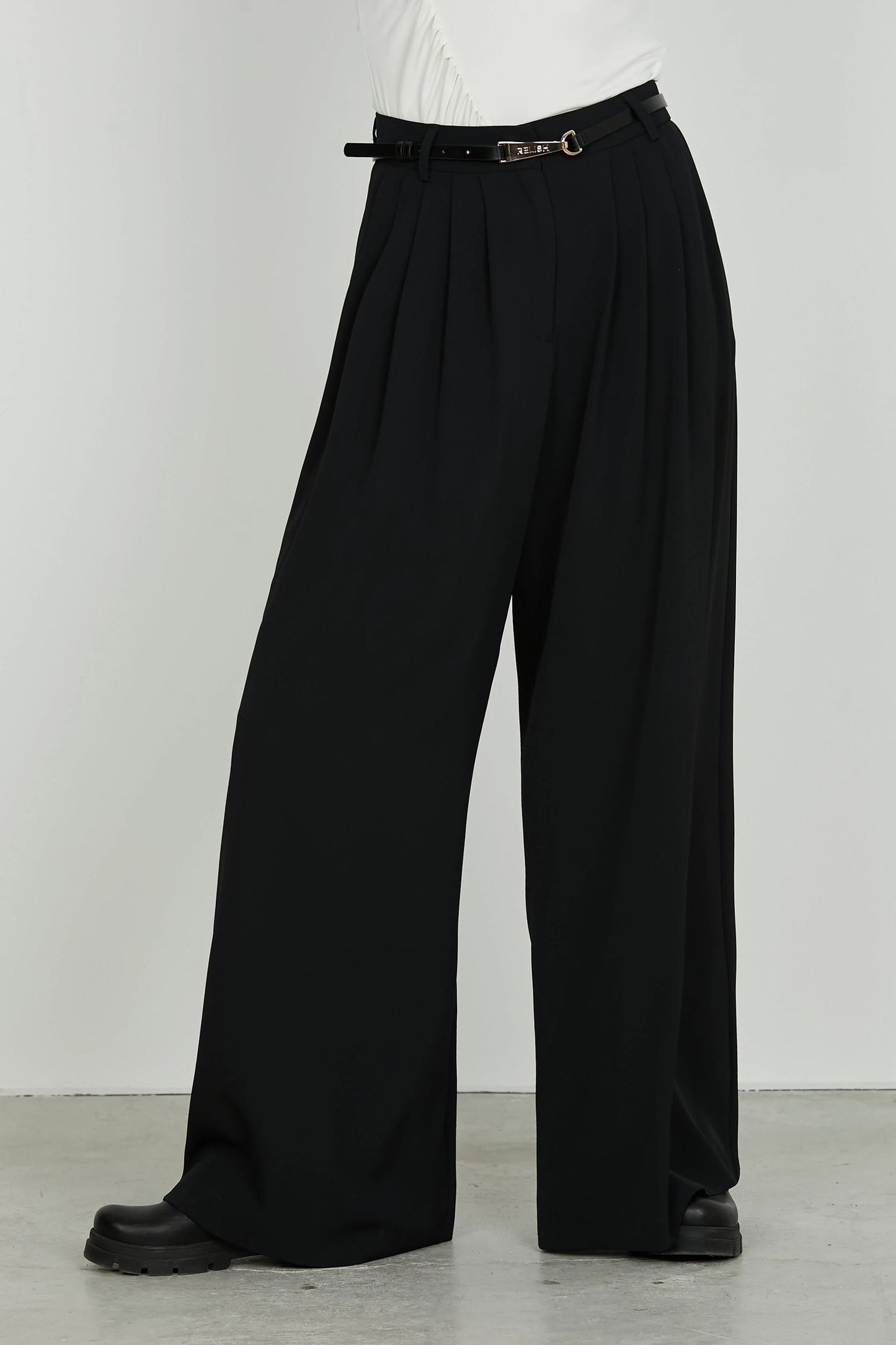 CALÇAS PANTALONAS RELISH